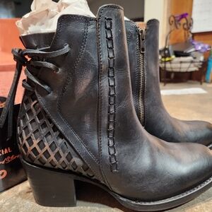 Dreamers Black Ankle Boots with Lattice Detail